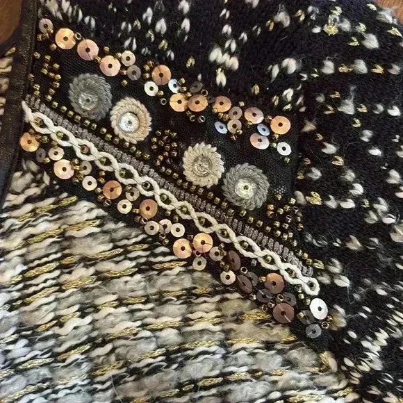 H&M black and gold embellished sweater coat - Picture 4 of 6